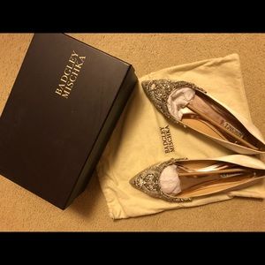 Badgley Mischka Flats